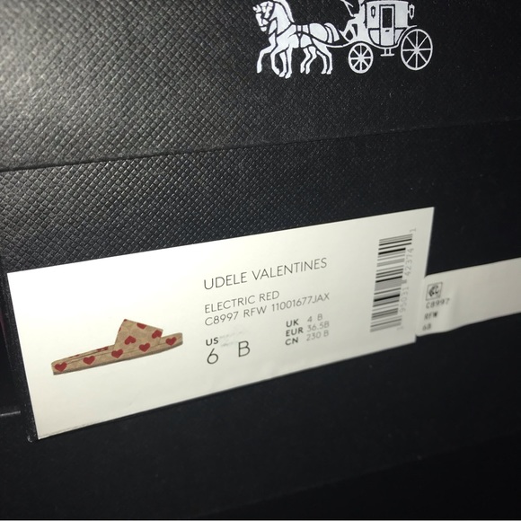 🥰 Coach Udele Sport Slide With Heart Print  Electric Red 6 10 - Picture 11 of 11